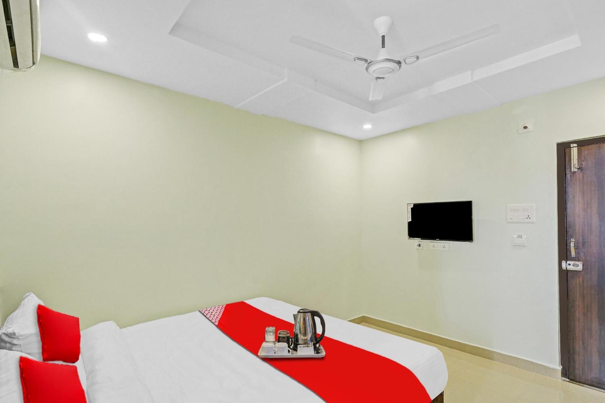 Hotel O Vrk Residency Kurmannapalem Екстериор снимка